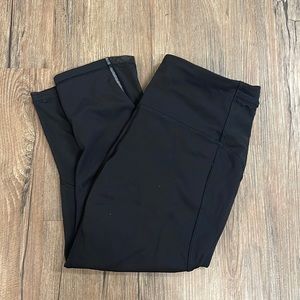 Lululemon On track tight crop